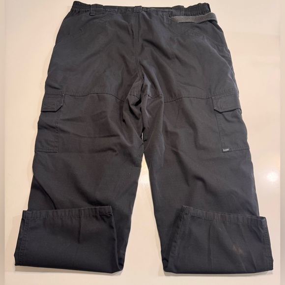 5.11 Tactical Men’s Ripstop Pants Color Black Size 42x30 Rugged Military Police - Picture 2 of 10